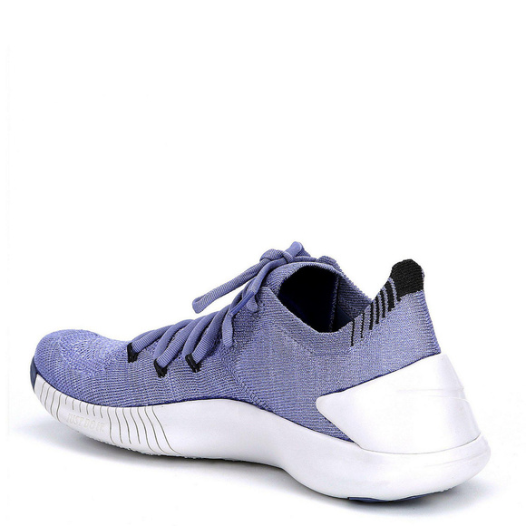 NIKE Free TR Flyknit Trainers - Picture 8 of 8